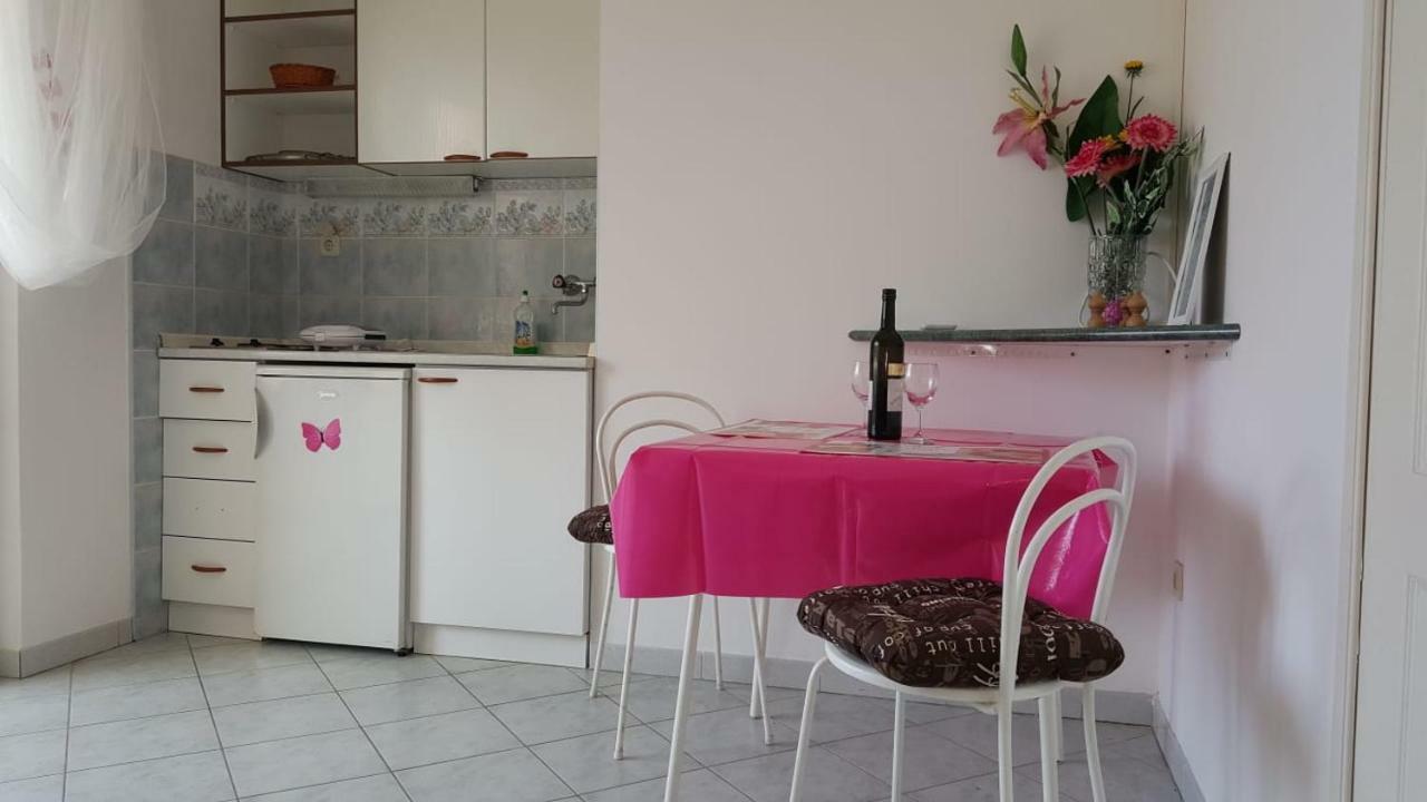 Apartment Marina Ražanj Eksteriør bilde